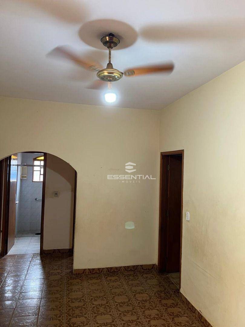 Casa à venda com 4 quartos, 250M2 - Foto 6