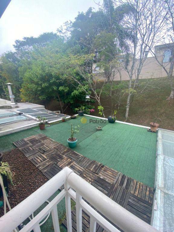 Casa de Condomínio à venda com 3 quartos, 251m² - Foto 24