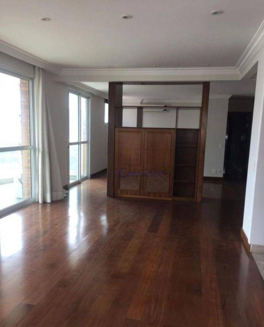 Apartamento à venda com 4 quartos, 225m² - Foto 2