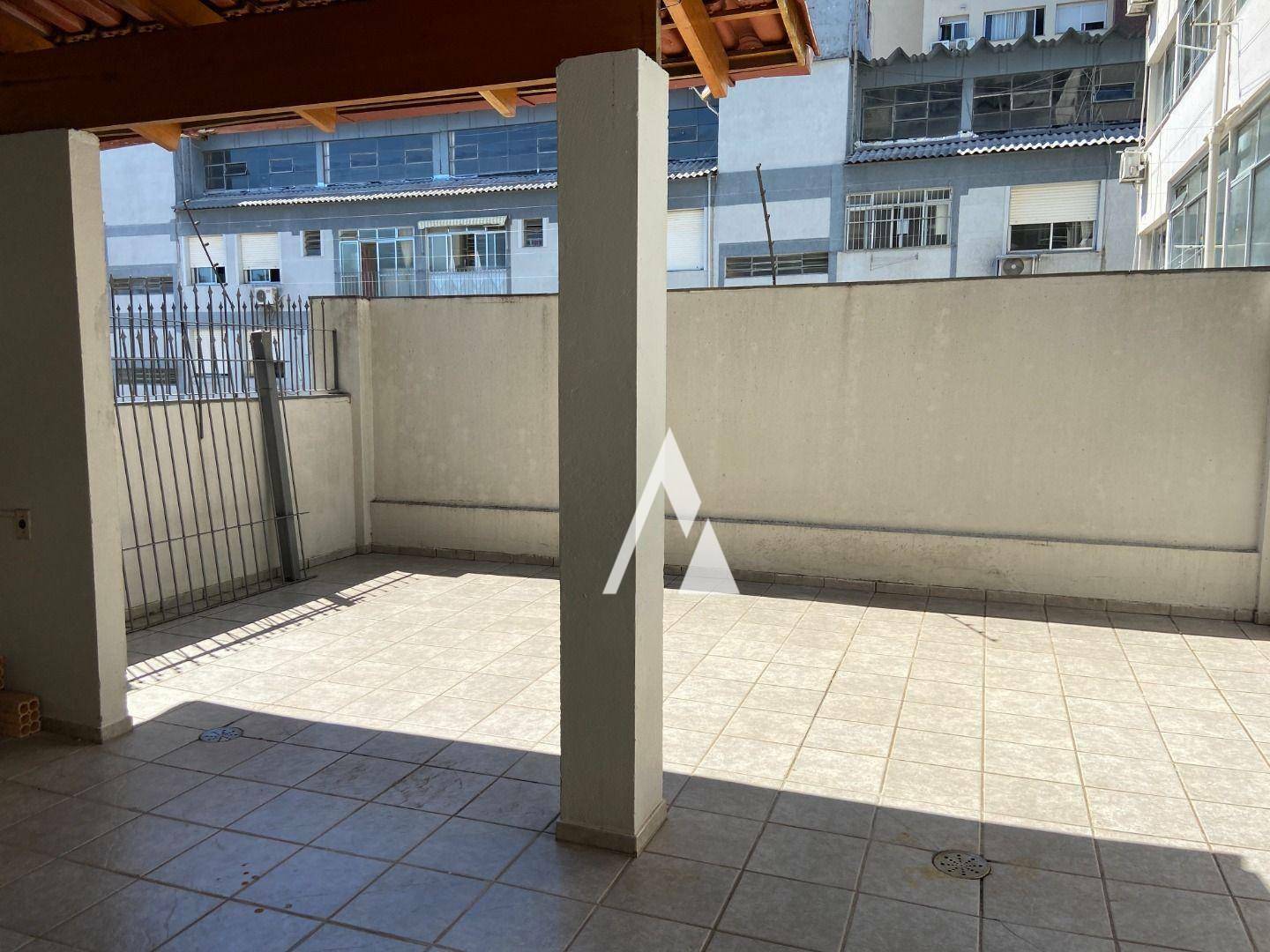 Apartamento à venda com 2 quartos, 71m² - Foto 35