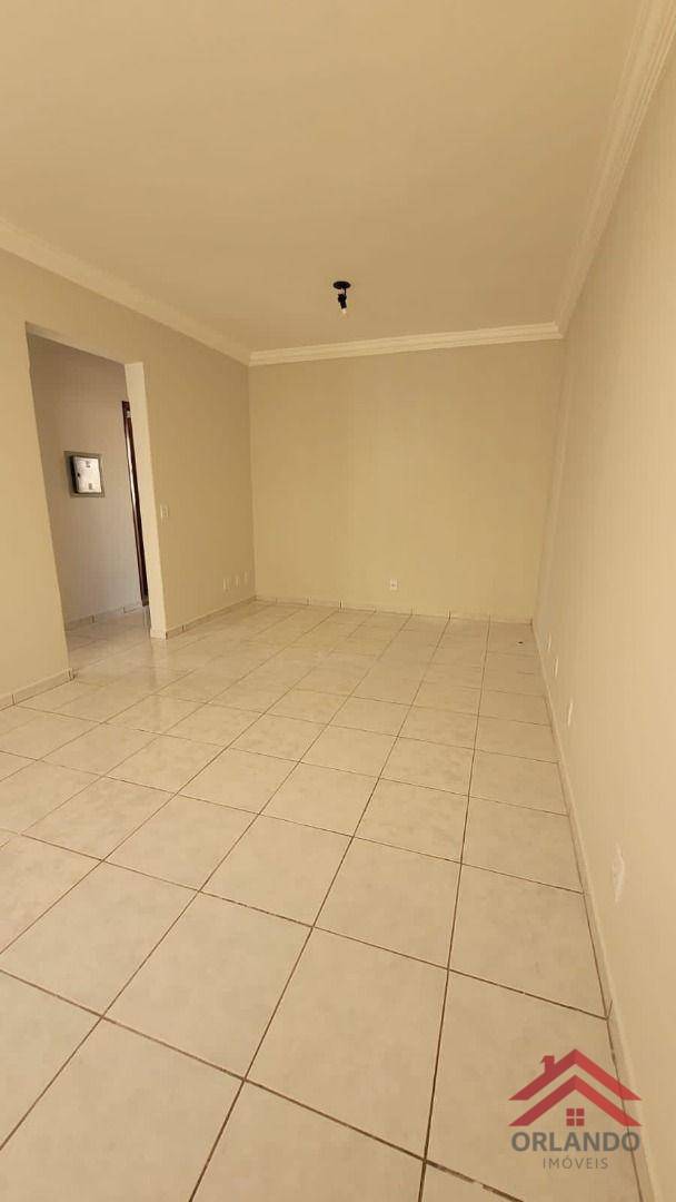 Apartamento à venda com 2 quartos, 75m² - Foto 2