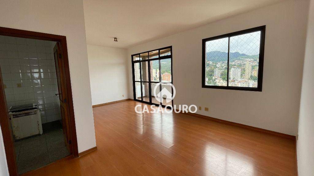 Apartamento à venda com 4 quartos, 120m² - Foto 5