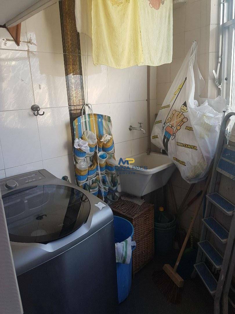 Apartamento à venda com 3 quartos, 200m² - Foto 7