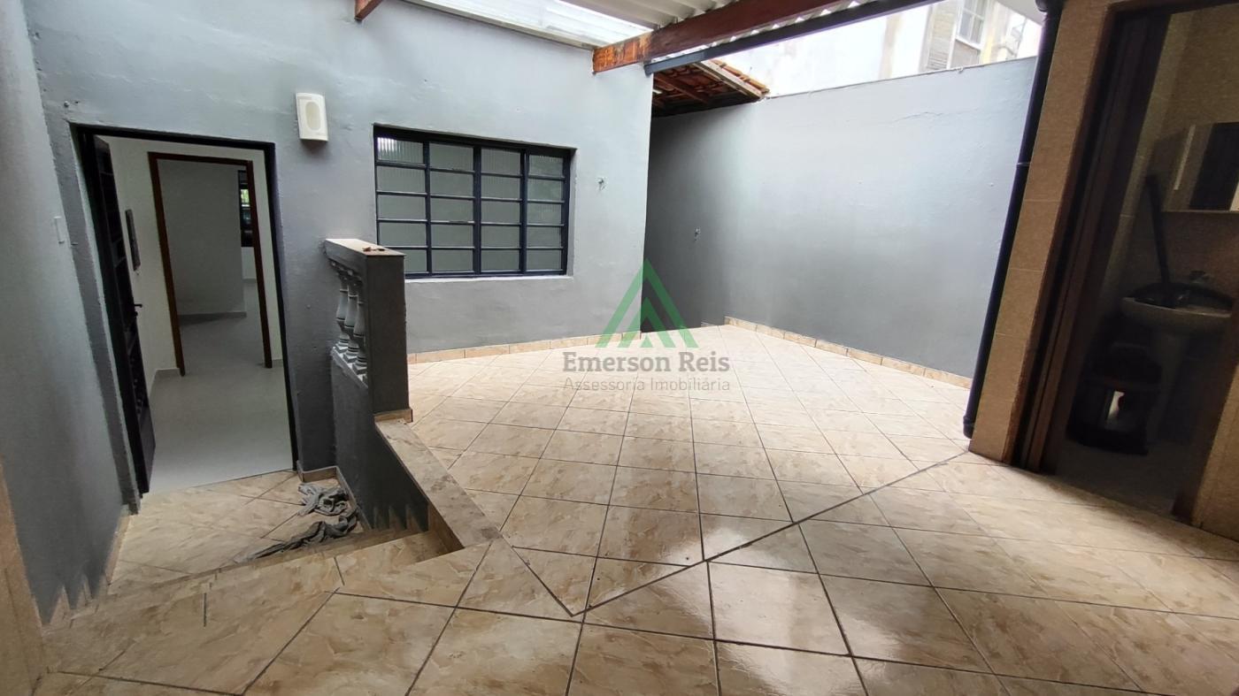 Sobrado à venda com 2 quartos, 100m² - Foto 4