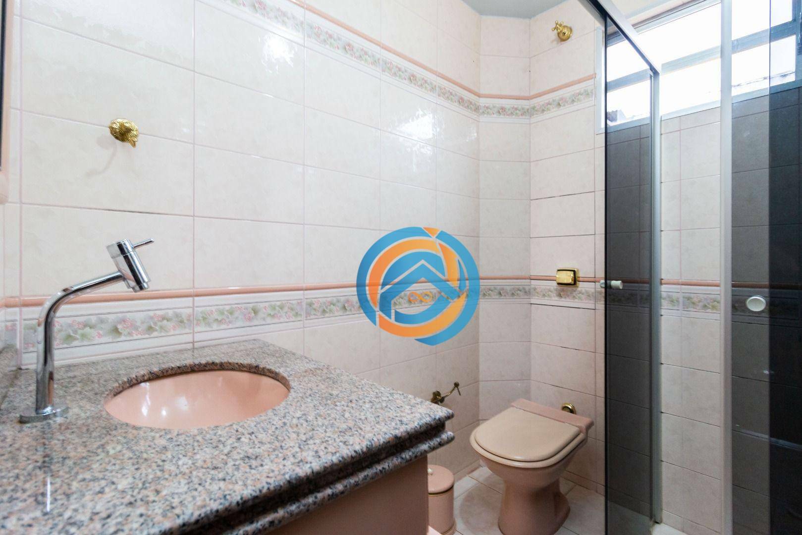 Sobrado à venda com 3 quartos, 180m² - Foto 18