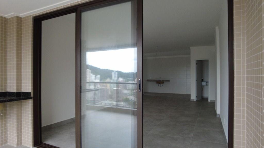 Apartamento à venda com 3 quartos, 143m² - Foto 10