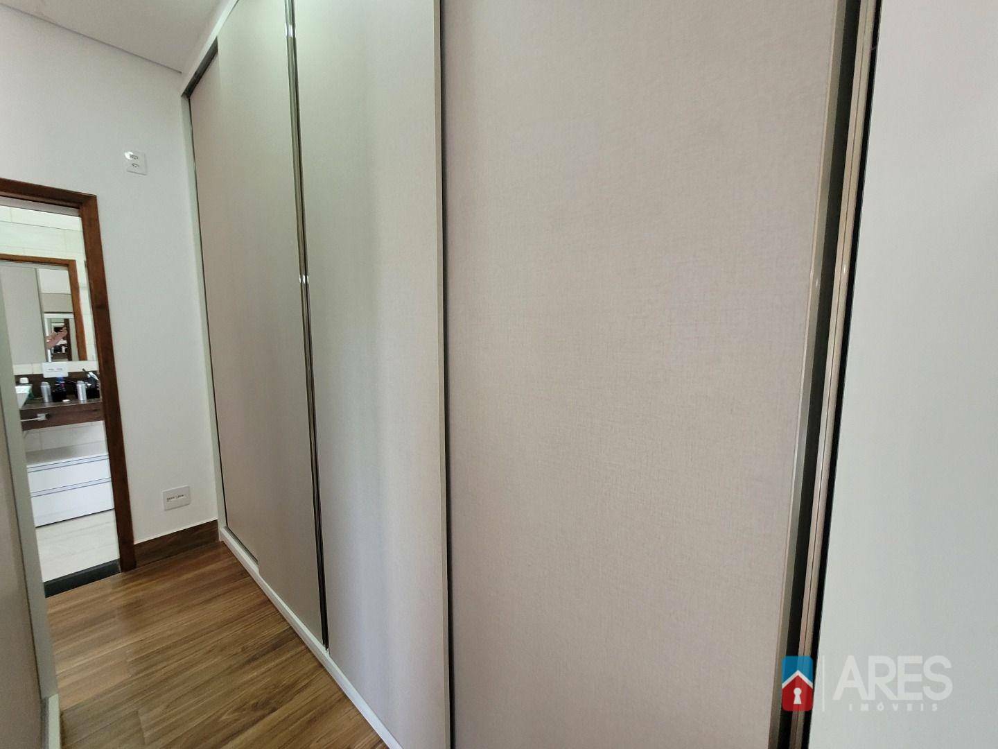 Casa de Condomínio à venda com 3 quartos, 254m² - Foto 11