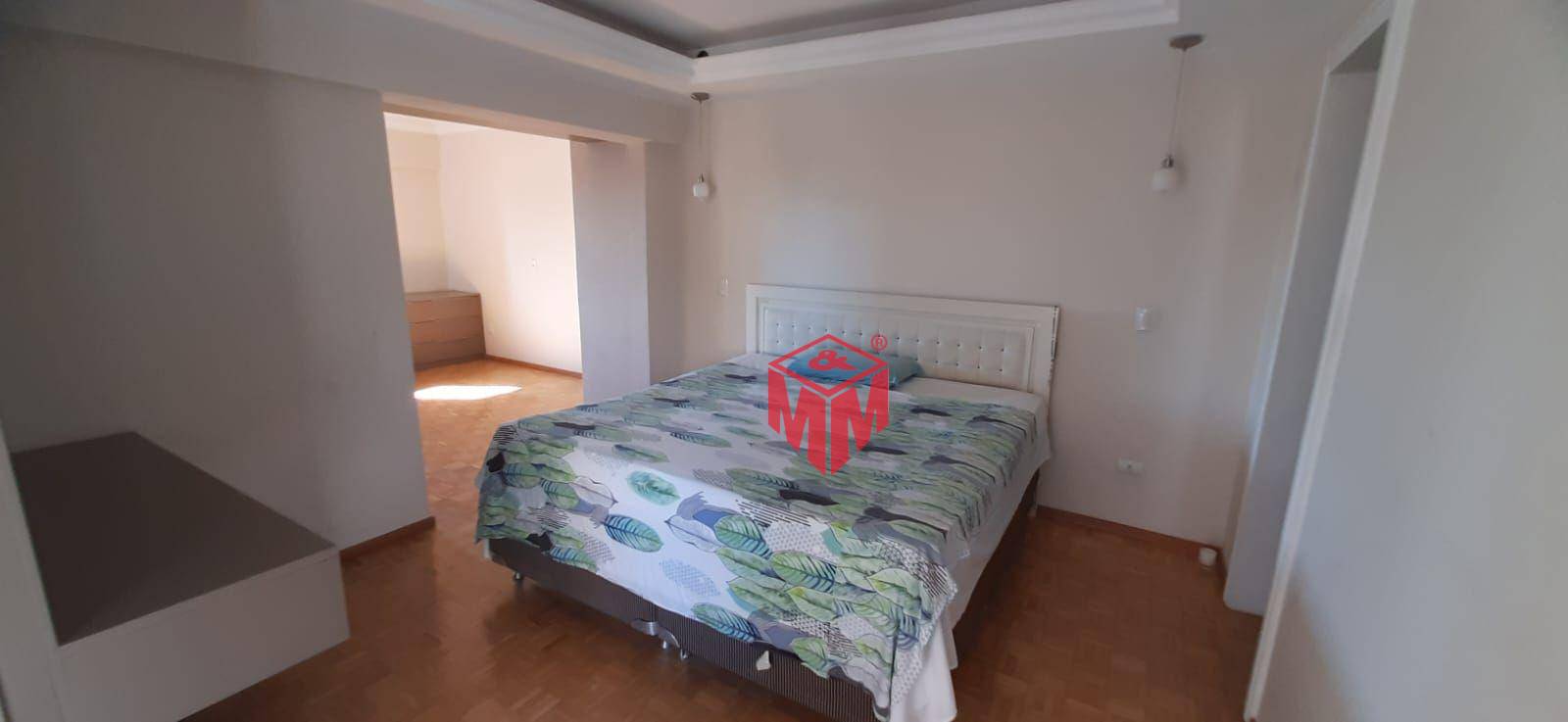 Apartamento à venda com 3 quartos, 227m² - Foto 32