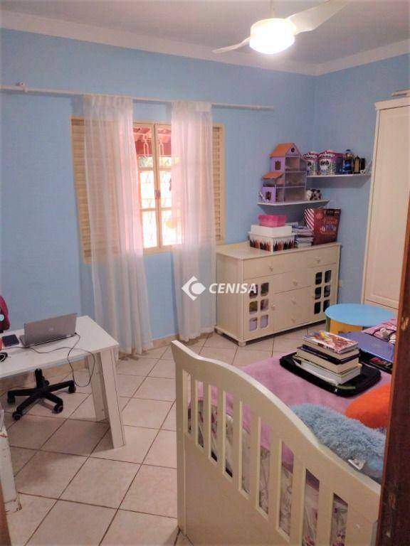 Chácara à venda com 2 quartos, 215m² - Foto 12