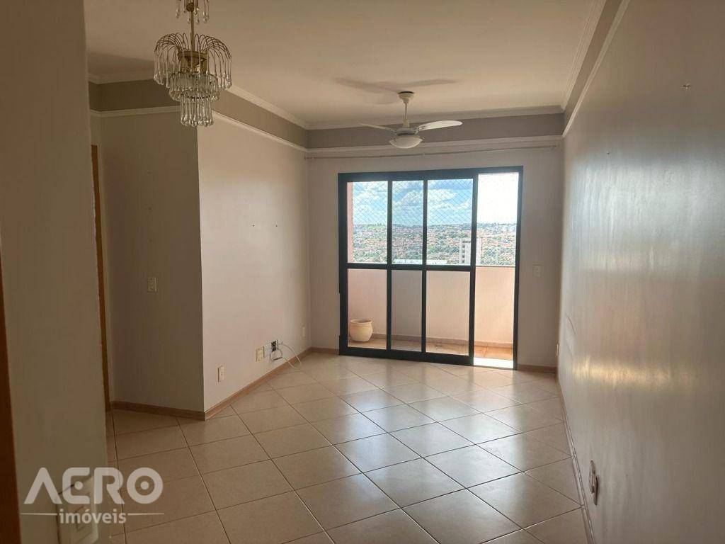 Apartamento à venda com 3 quartos, 84m² - Foto 3