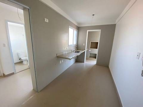 Apartamento à venda com 3 quartos, 135m² - Foto 11