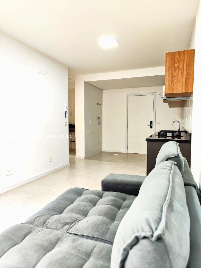 Apartamento à venda com 1 quarto, 45m² - Foto 1