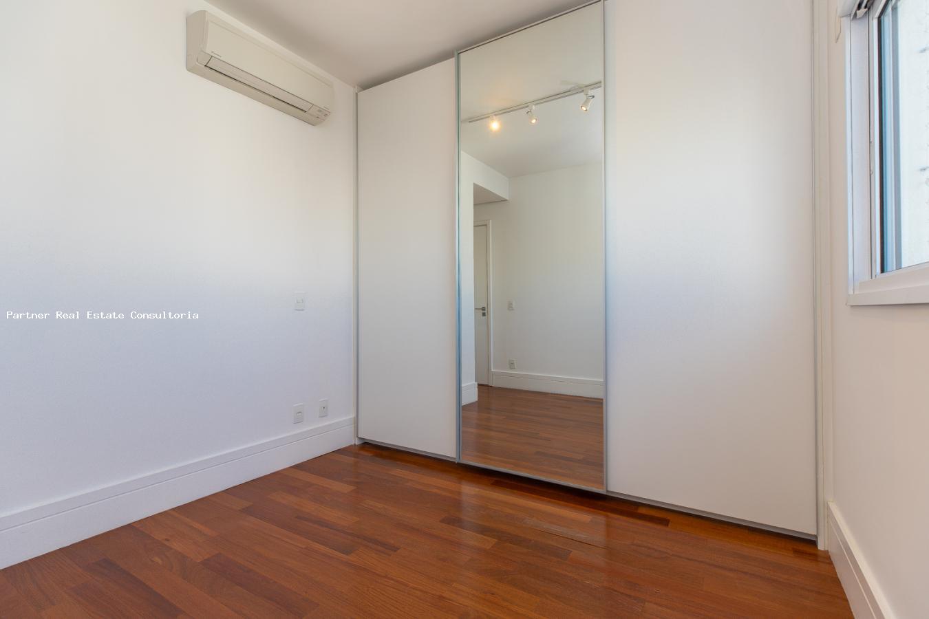 Apartamento à venda com 3 quartos, 157m² - Foto 25