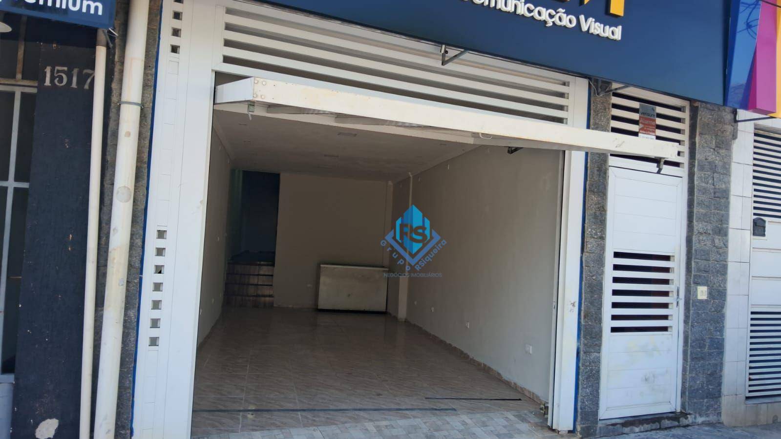 Sobrado à venda com 5 quartos, 470m² - Foto 3