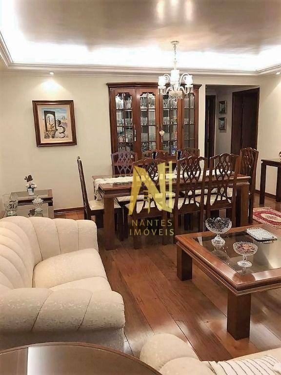 Apartamento à venda com 3 quartos, 226m² - Foto 3