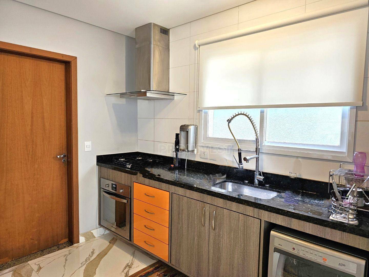 Casa de Condomínio à venda com 4 quartos, 220m² - Foto 11