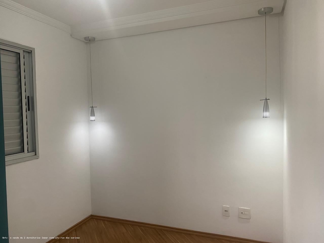 Apartamento à venda com 2 quartos, 52m² - Foto 11