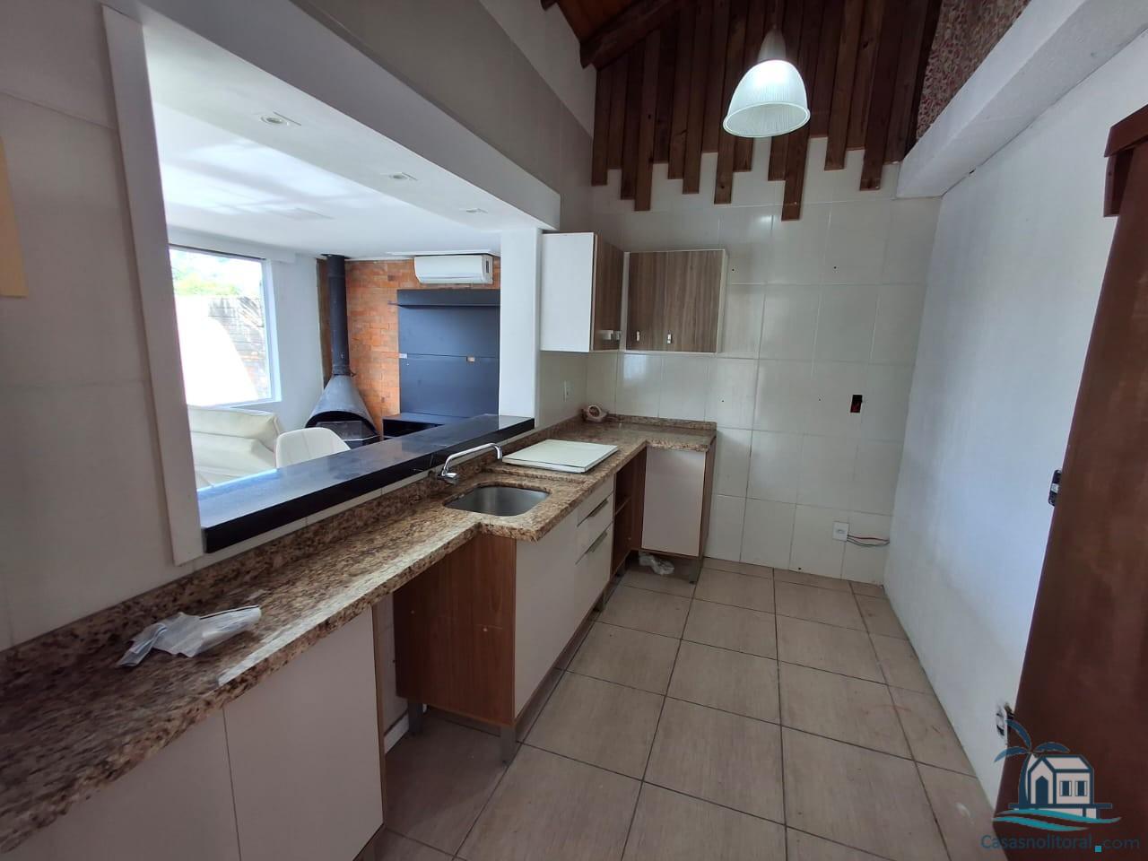 Casa à venda com 2 quartos, 300m² - Foto 15