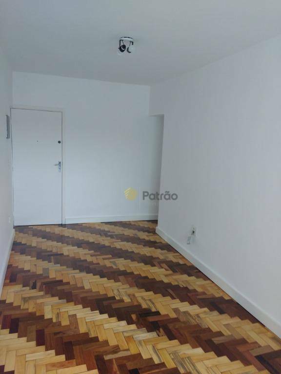 Apartamento à venda com 1 quarto, 48m² - Foto 4