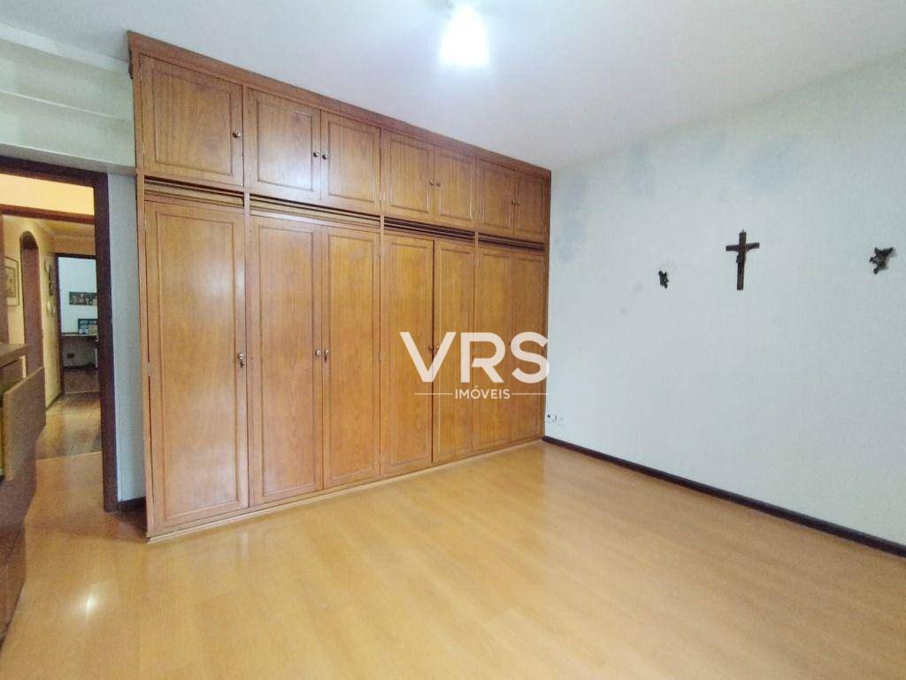 Apartamento à venda com 3 quartos, 168m² - Foto 8