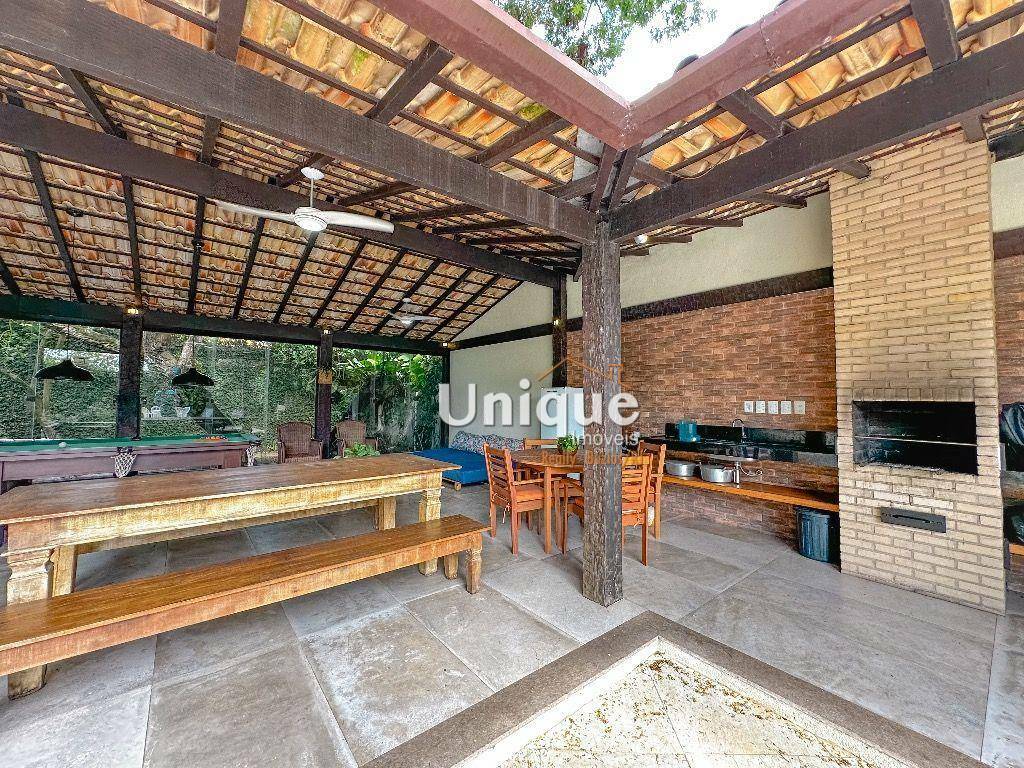 Casa de Condomínio à venda com 4 quartos, 220m² - Foto 41