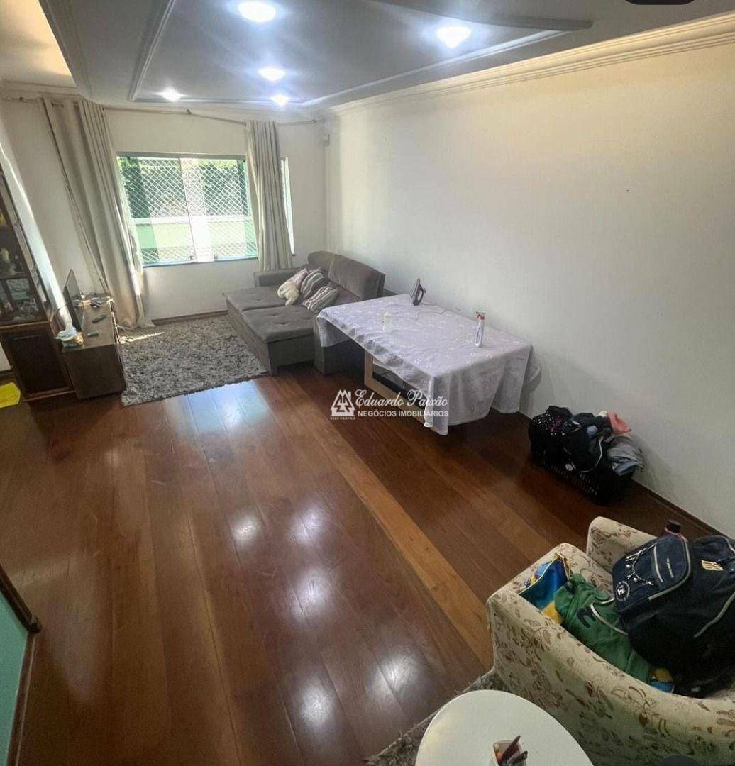 Sobrado à venda com 3 quartos, 201m² - Foto 2