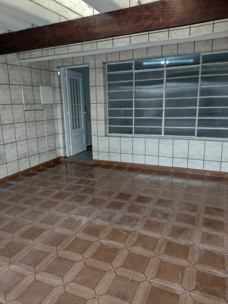 Sobrado à venda com 2 quartos, 70m² - Foto 2