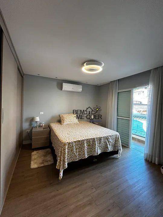 Sobrado à venda com 3 quartos, 208m² - Foto 2