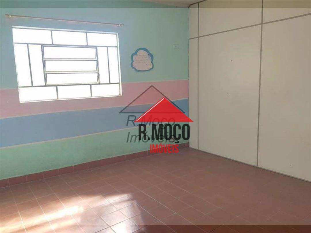 Sobrado à venda com 10 quartos, 219m² - Foto 9