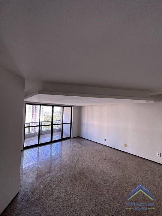 Apartamento à venda com 4 quartos, 160m² - Foto 5