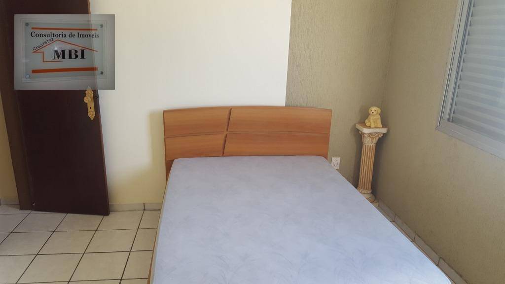 Apartamento à venda com 2 quartos, 75m² - Foto 14