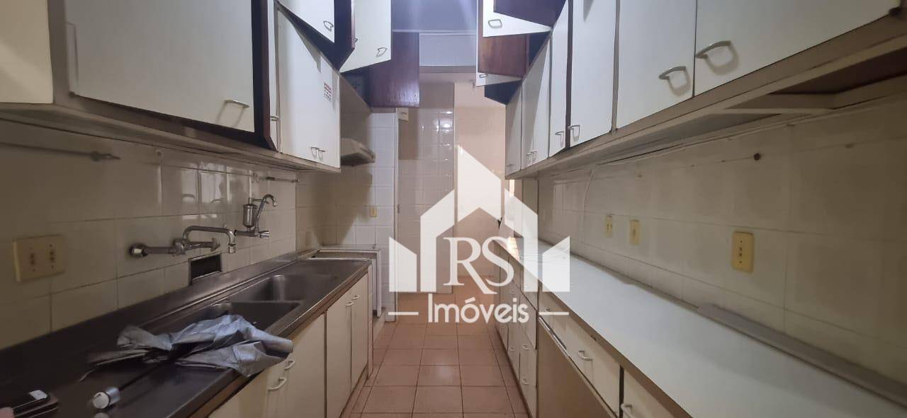 Apartamento à venda com 3 quartos, 118m² - Foto 19