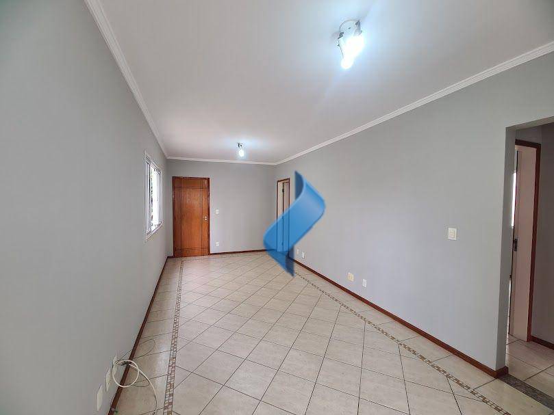 Apartamento para alugar com 2 quartos, 77m² - Foto 4