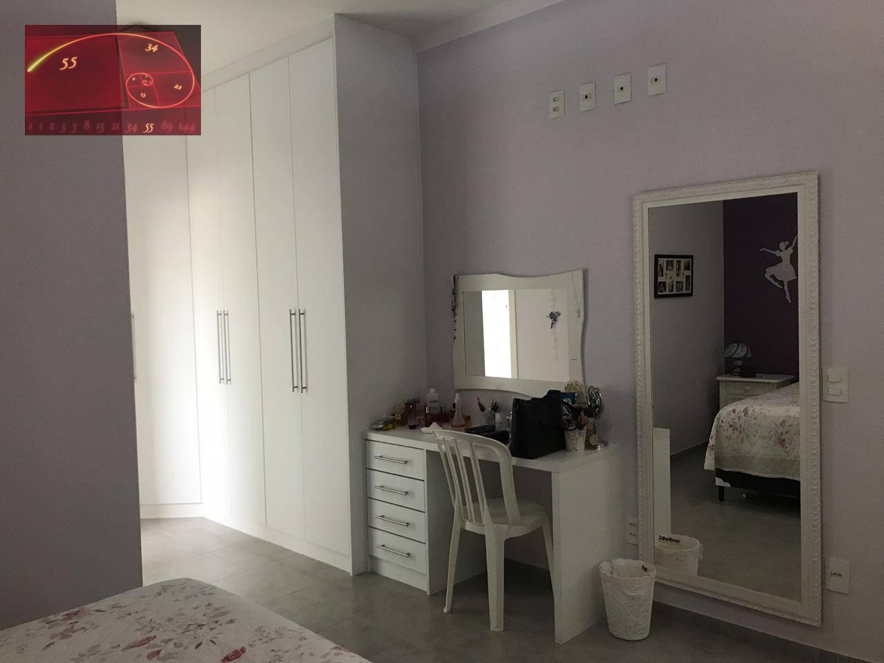 Casa à venda com 4 quartos, 342m² - Foto 18