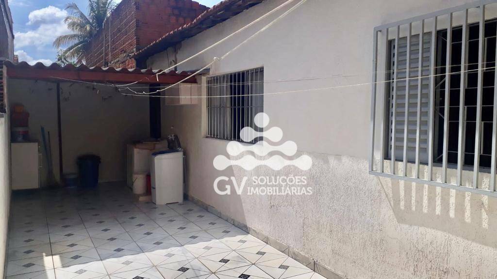 Casa à venda com 2 quartos, 200m² - Foto 18