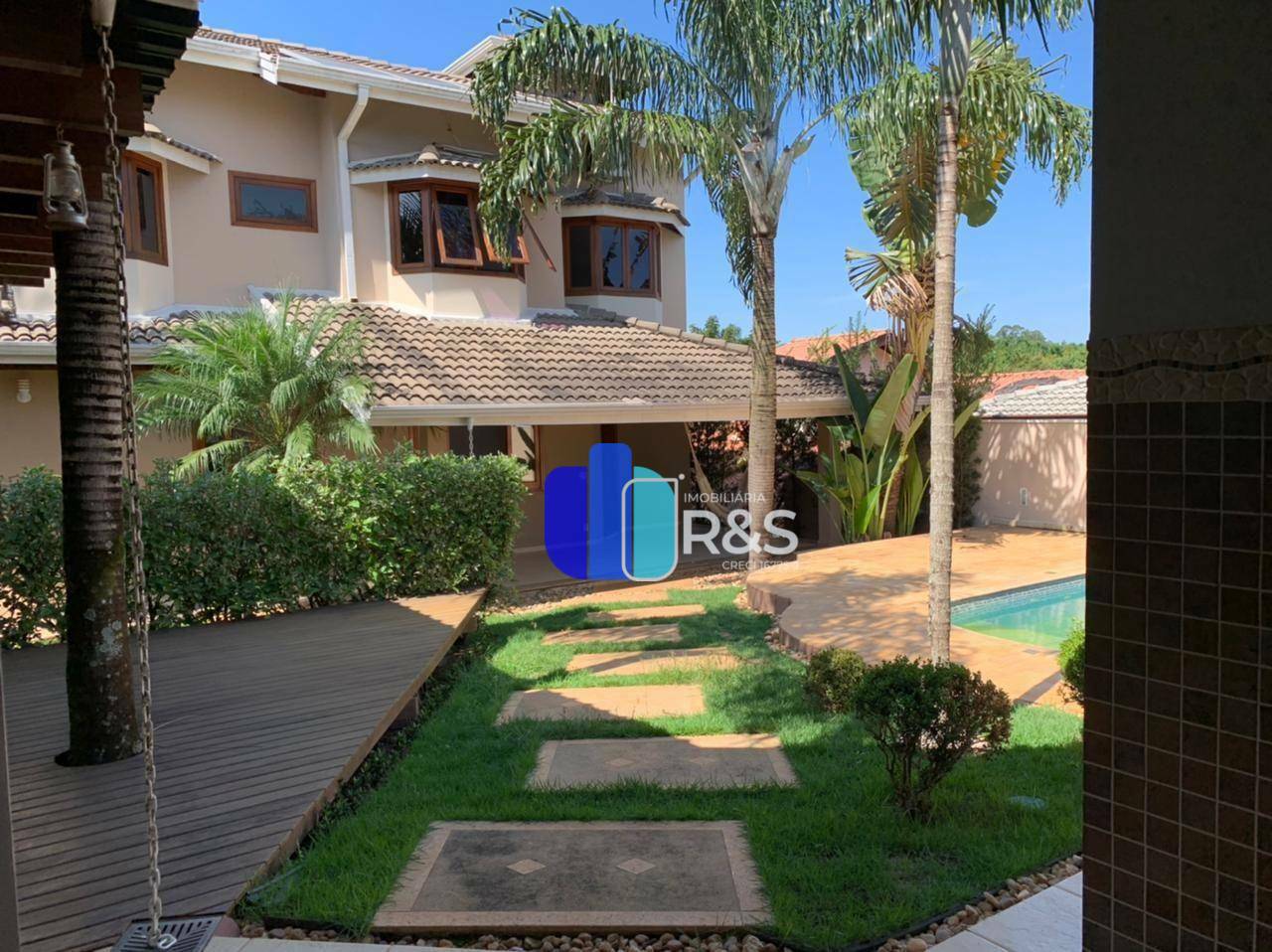 Casa de Condomínio para alugar com 3 quartos, 256m² - Foto 24
