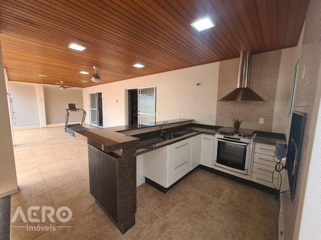 Casa de Condomínio à venda com 3 quartos, 300m² - Foto 11