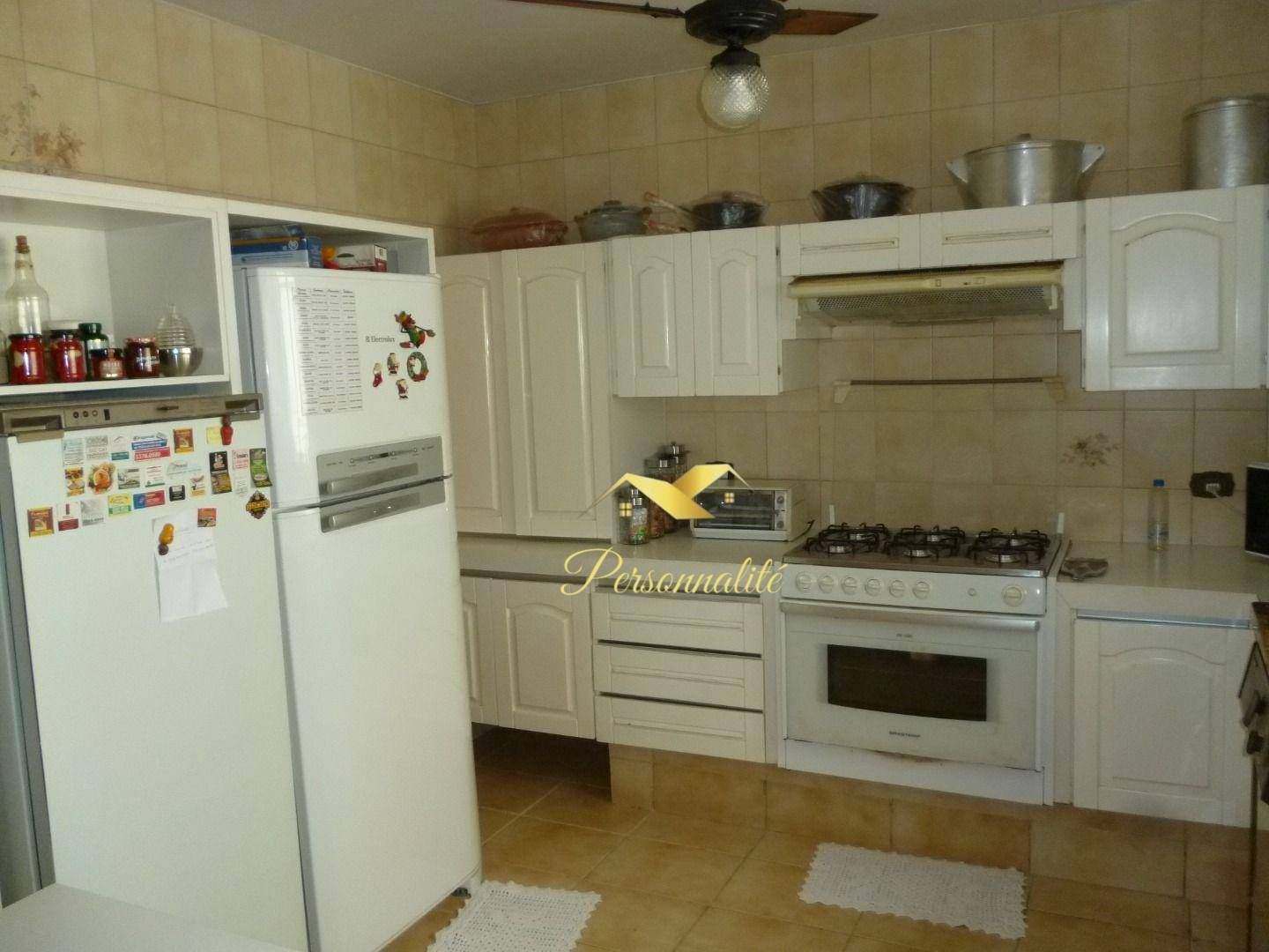 Apartamento à venda com 4 quartos, 205m² - Foto 34