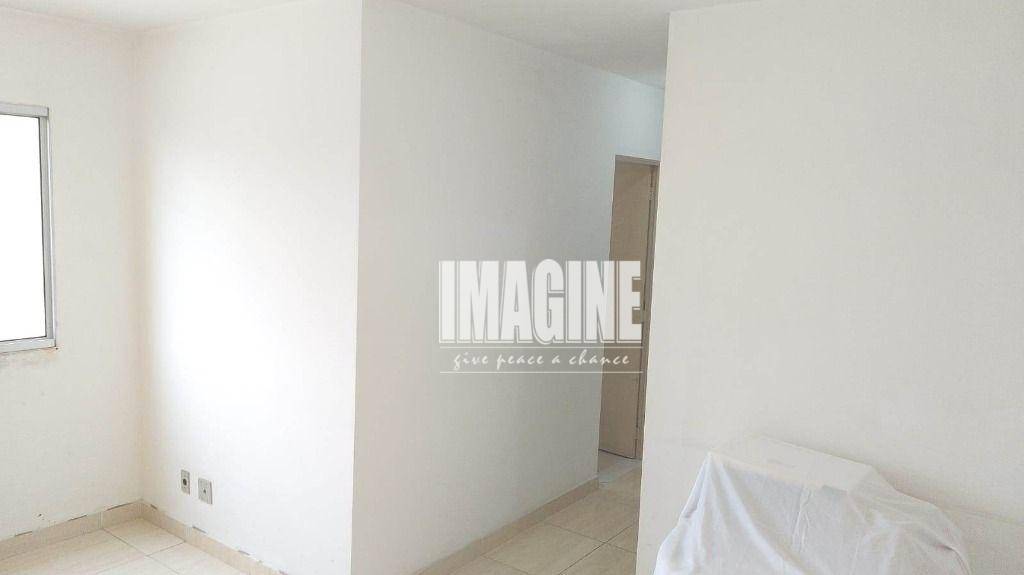 Apartamento à venda com 2 quartos, 58m² - Foto 1