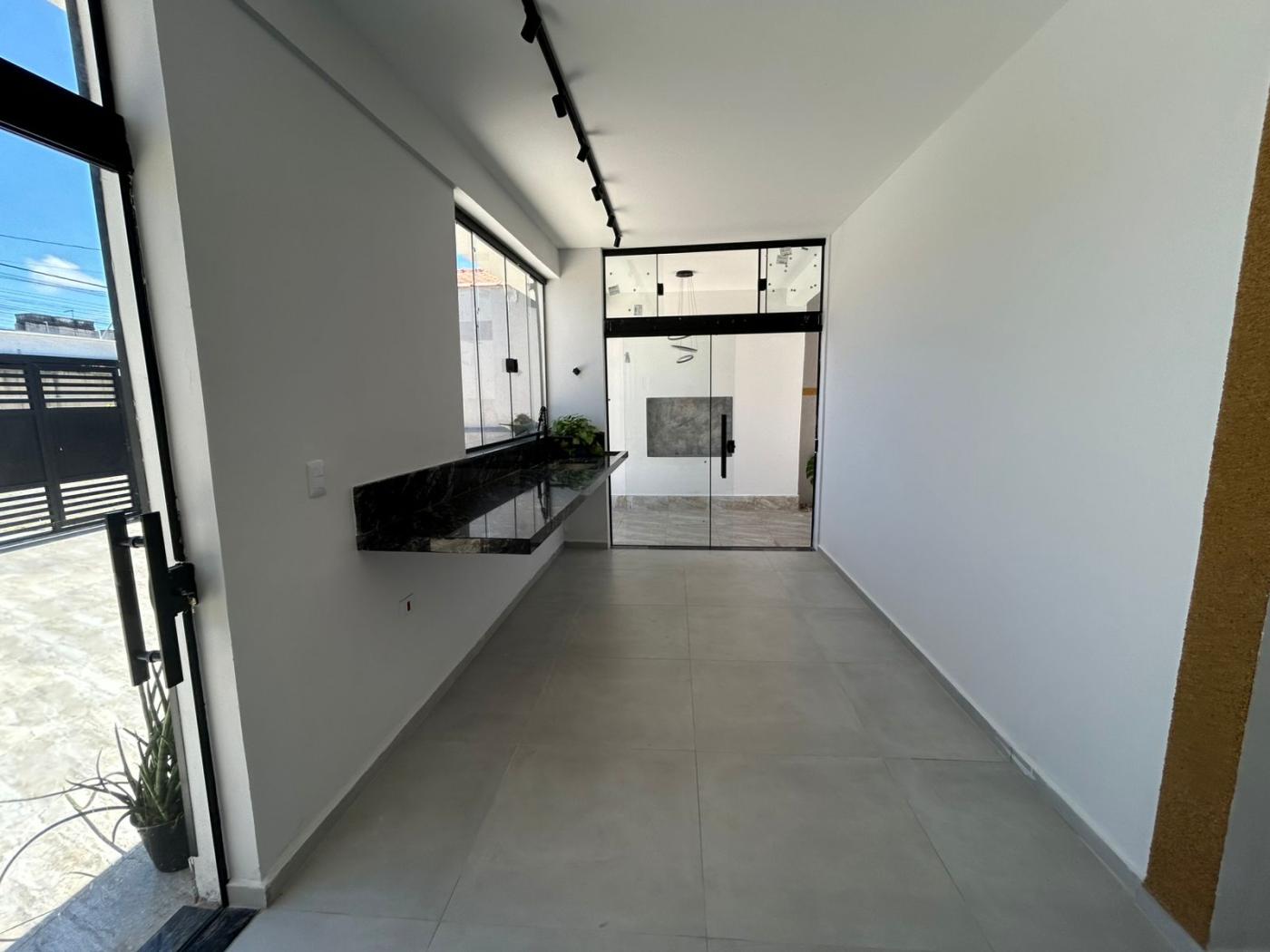 Casa à venda com 4 quartos, 300m² - Foto 27