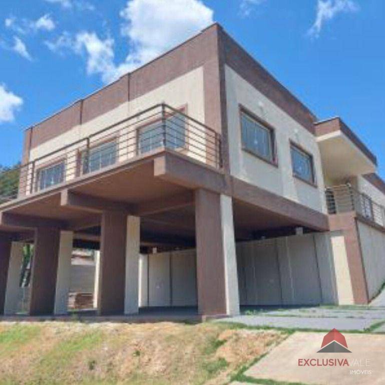 Casa à venda com 4 quartos, 340m² - Foto 1