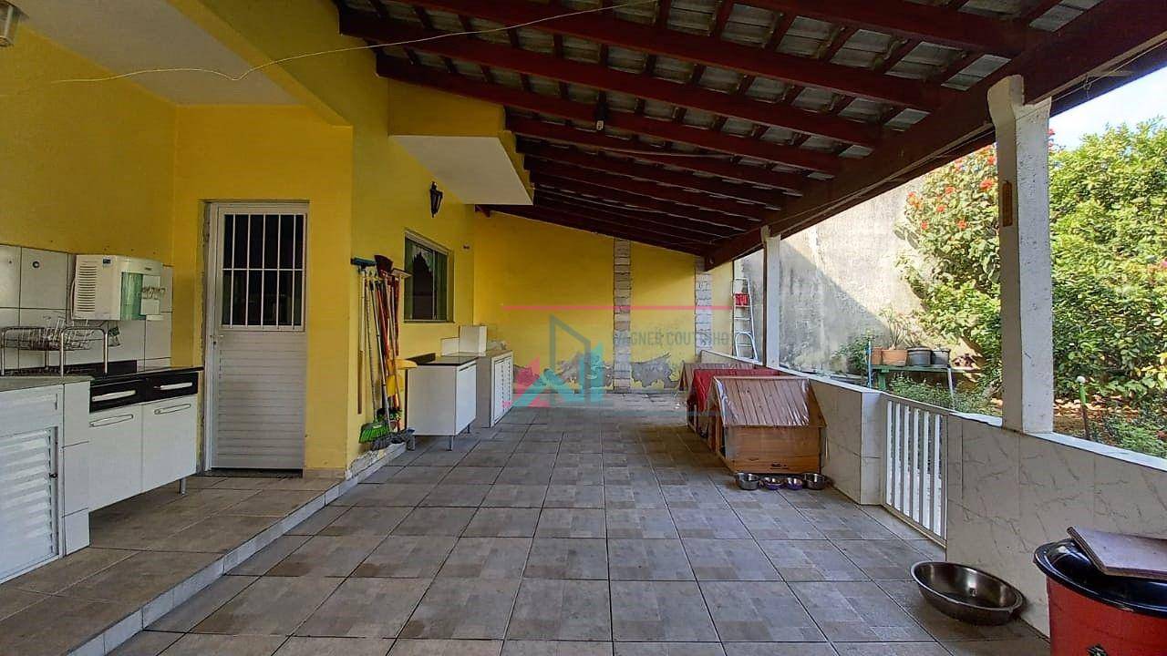 Casa à venda com 3 quartos, 186m² - Foto 21