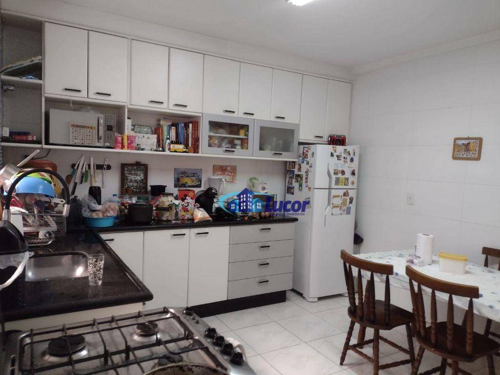 Sobrado à venda com 3 quartos, 150m² - Foto 8