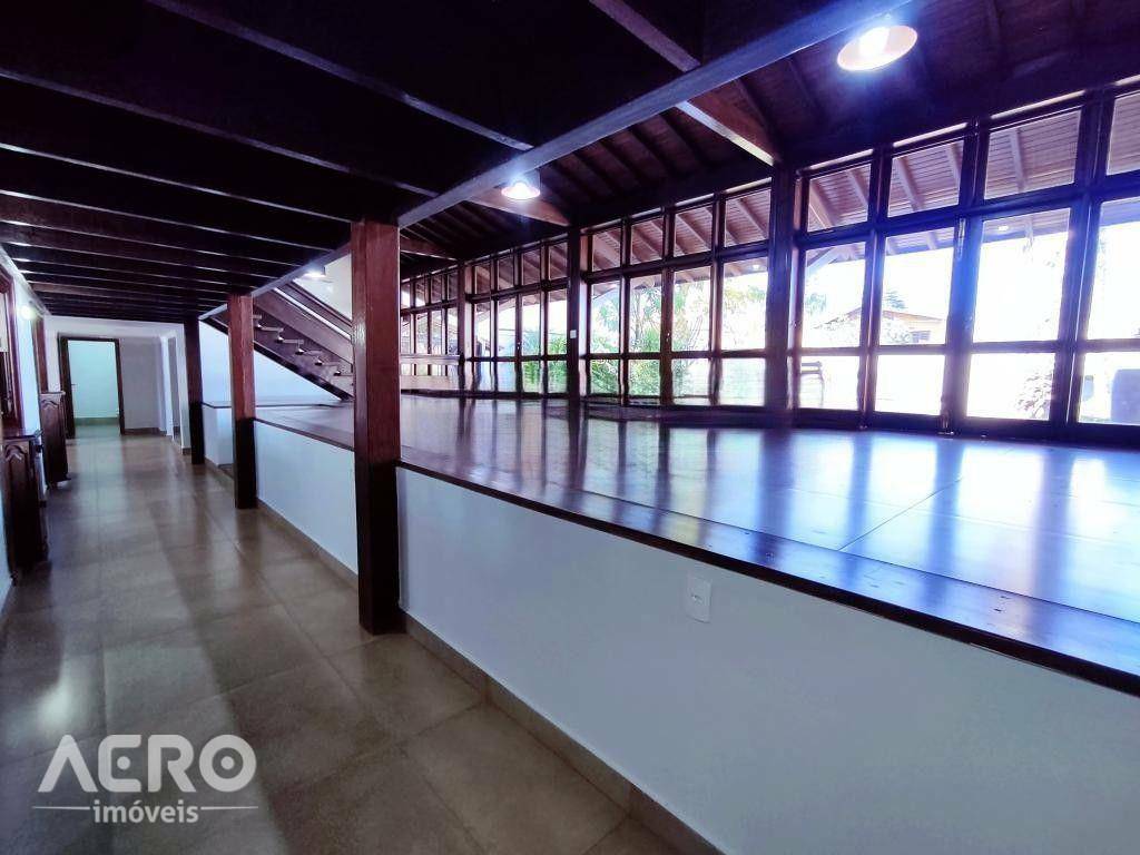 Casa de Condomínio à venda e aluguel com 5 quartos, 400m² - Foto 39