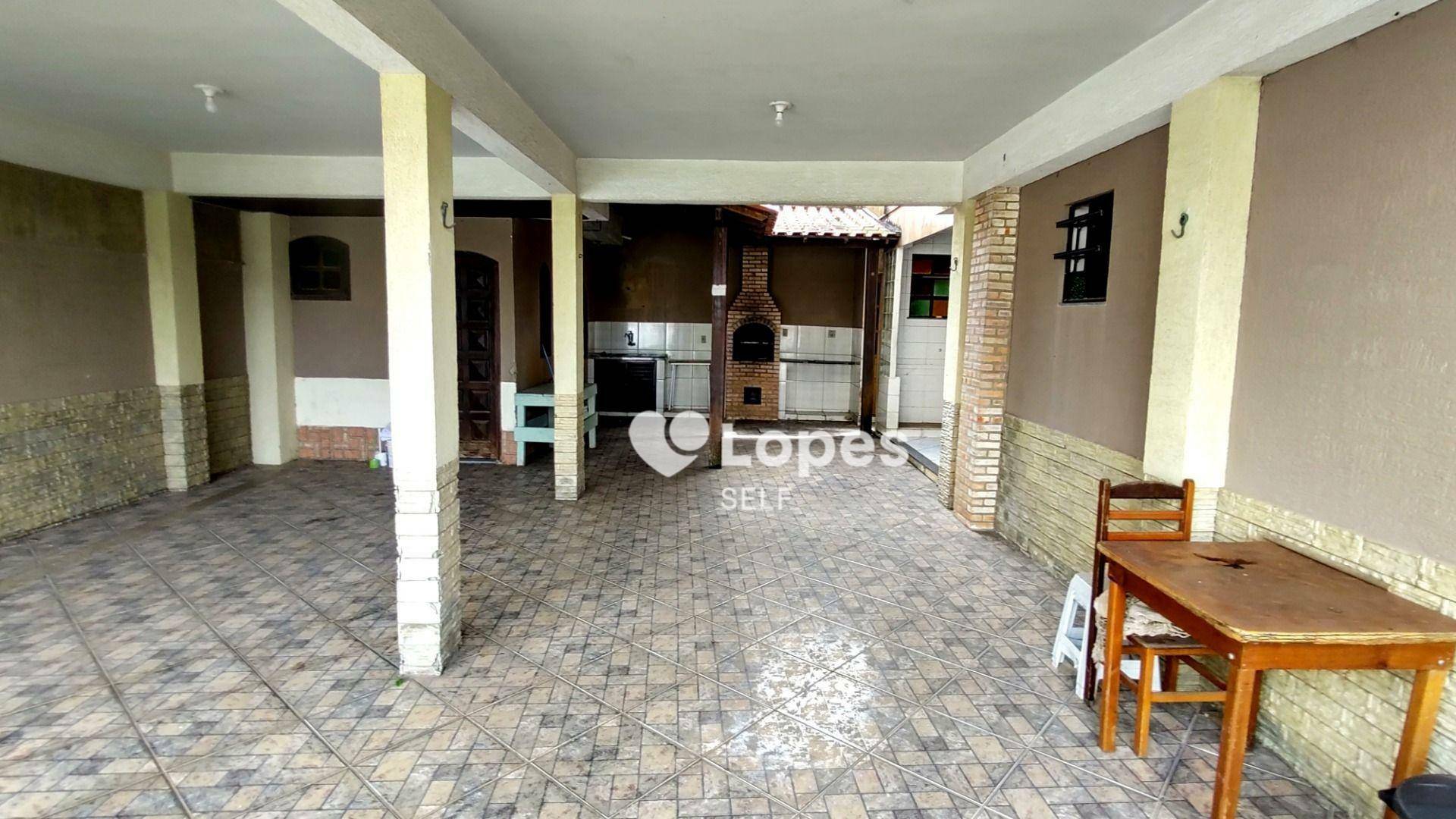 Casa à venda com 3 quartos, 270m² - Foto 17