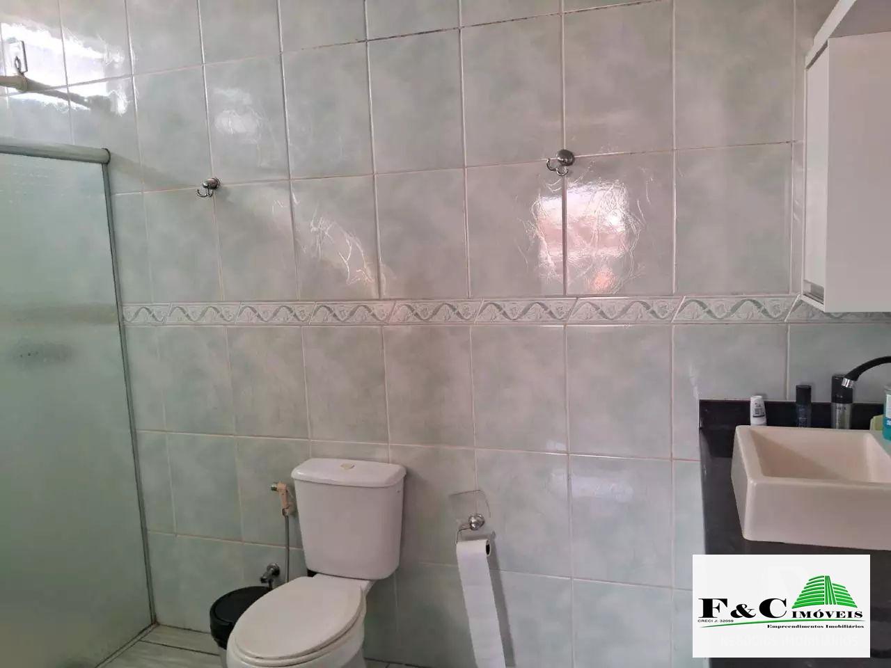 Casa à venda com 3 quartos, 200m² - Foto 17