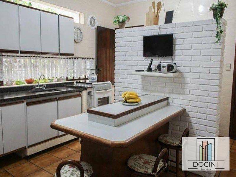 Sobrado à venda com 4 quartos, 309M2 - Foto 2