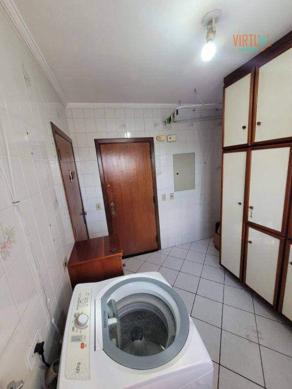 Apartamento à venda com 3 quartos, 140m² - Foto 29