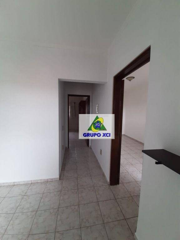 Casa à venda e aluguel com 3 quartos, 140m² - Foto 12