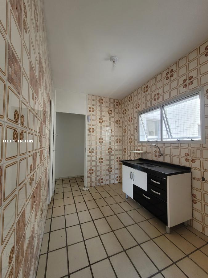 Apartamento à venda com 3 quartos, 76m² - Foto 5